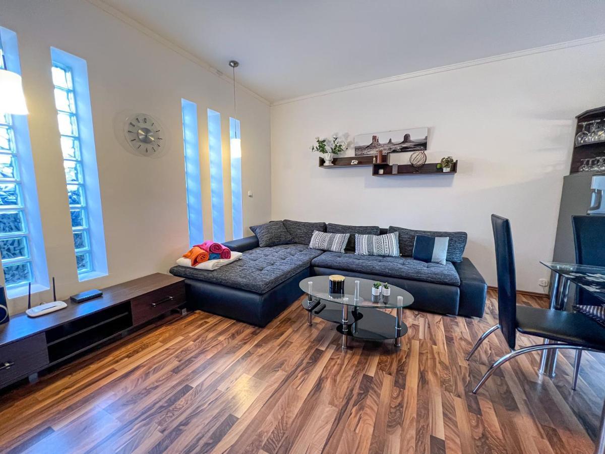Sunnyside Apartmanhaz Залакарош Экстерьер фото